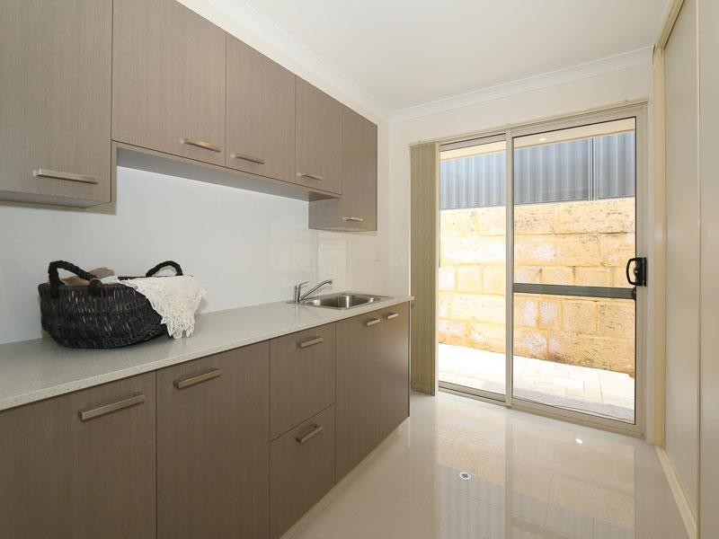 5 Menara Road, Landsdale WA 6065