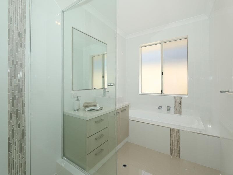 5 Menara Road, Landsdale WA 6065