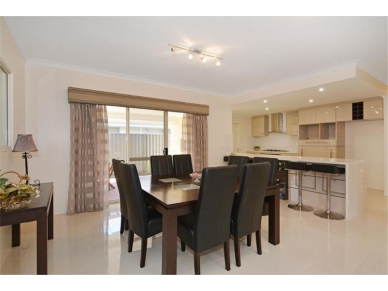 5 Menara Road, Landsdale WA 6065