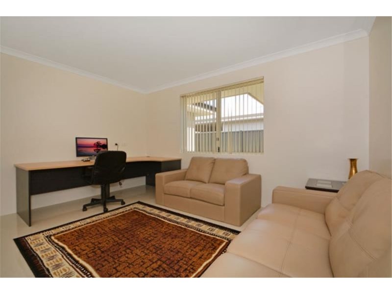 5 Menara Road, Landsdale WA 6065