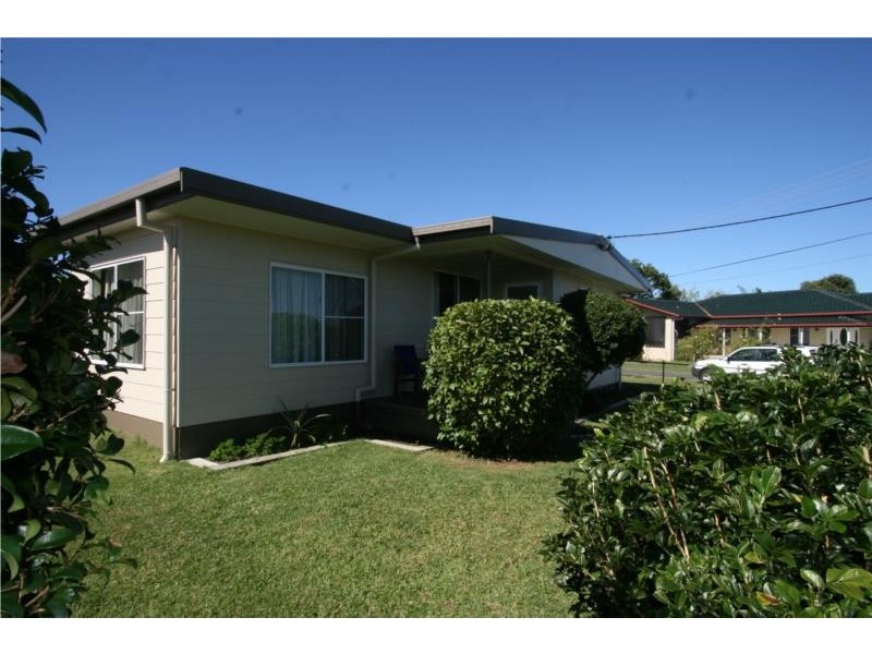 72 Arrawarra Road, Arrawarra Headland NSW 2456