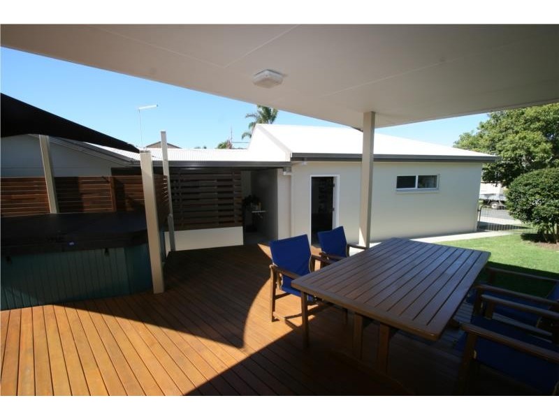 72 Arrawarra Road, Arrawarra Headland NSW 2456