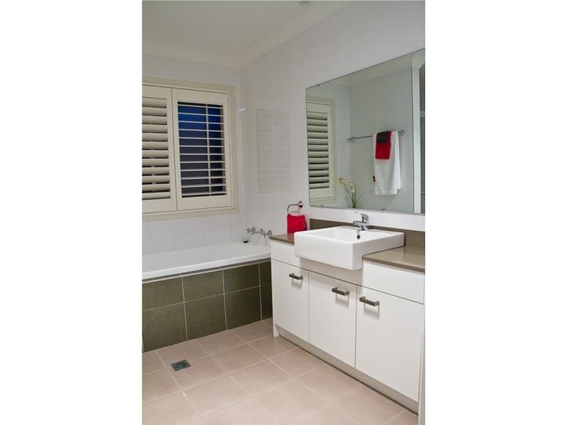 48 York Street, Tahmoor NSW 2573