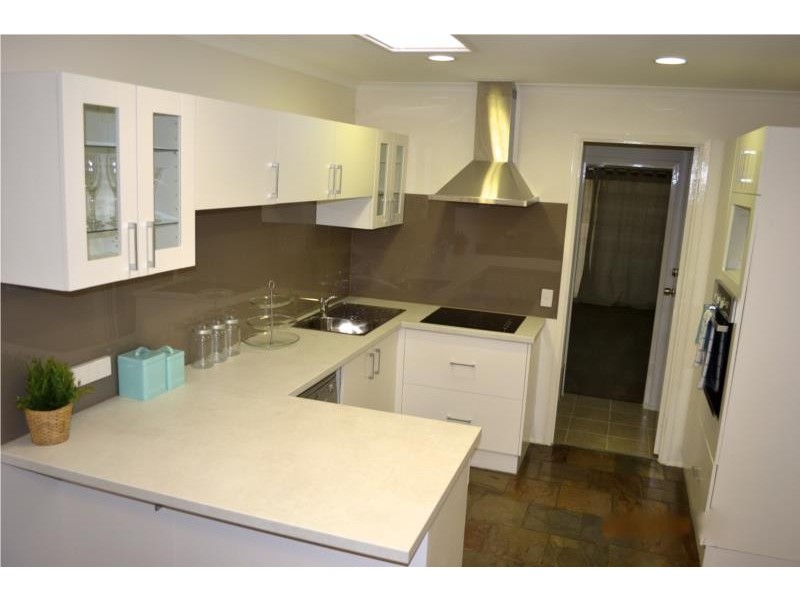 2/10 Columbia Court, Oxenford QLD 4210