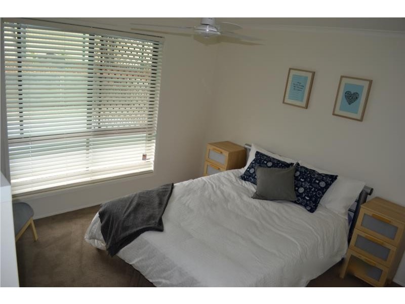 2/10 Columbia Court, Oxenford QLD 4210