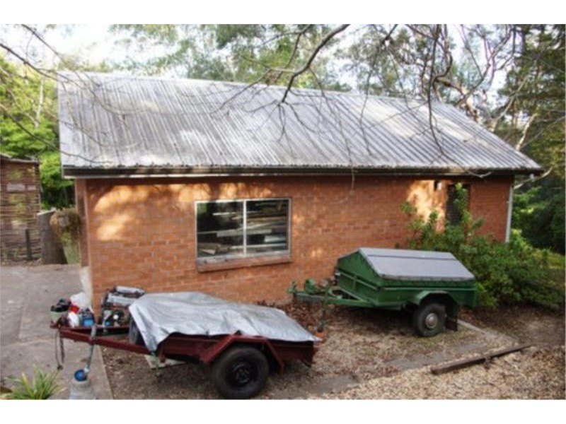 7 Farm Road, Springwood NSW 2777