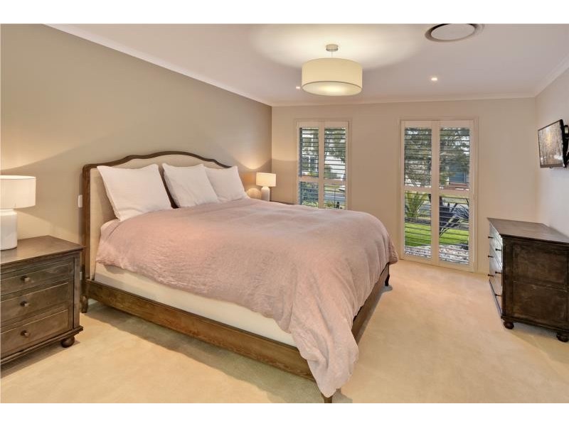 42 Whitehaven Way, Pelican Waters QLD 4551