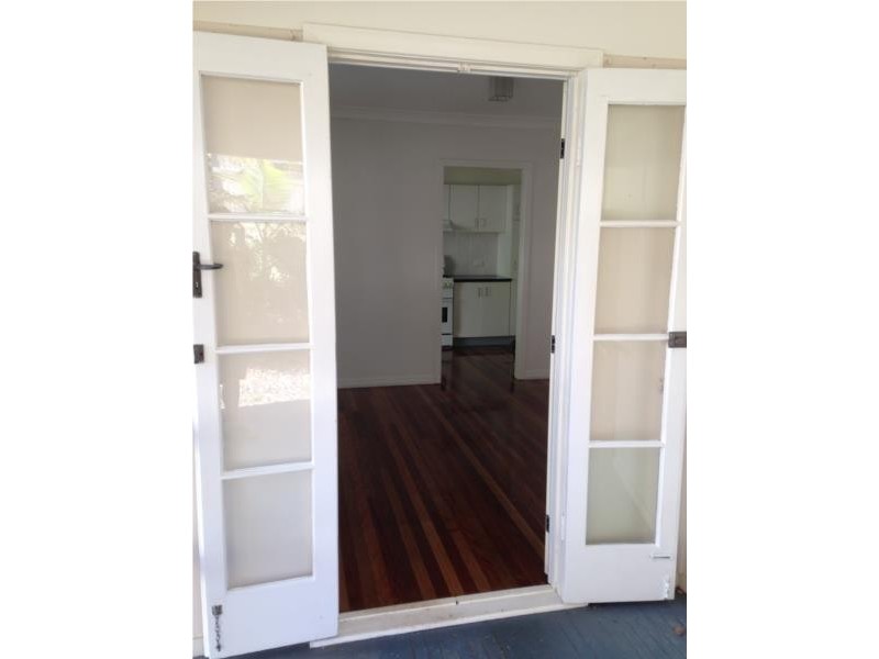 1/5 Burnham Road, Bardon QLD 4065