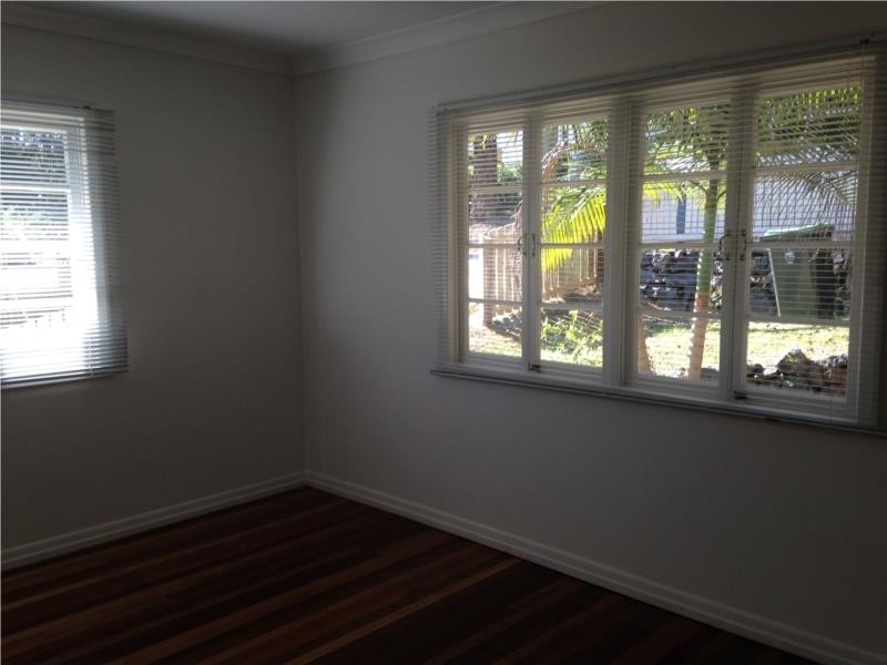 1/5 Burnham Road, Bardon QLD 4065