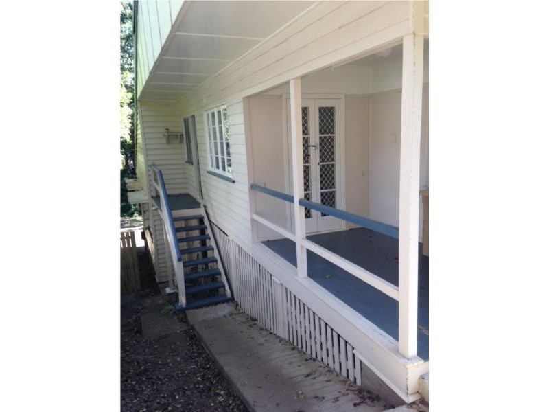 1/5 Burnham Road, Bardon QLD 4065