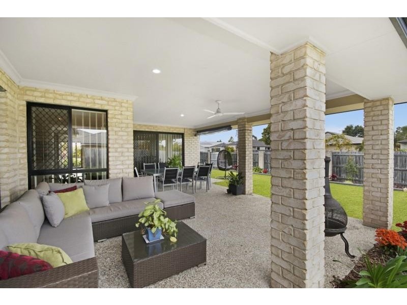 15 Sandheath Place, Ningi QLD 4511