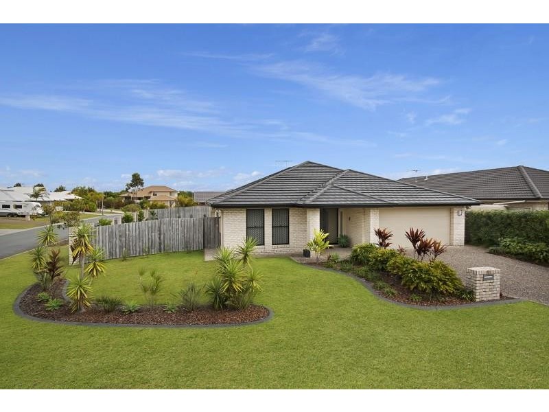 15 Sandheath Place, Ningi QLD 4511