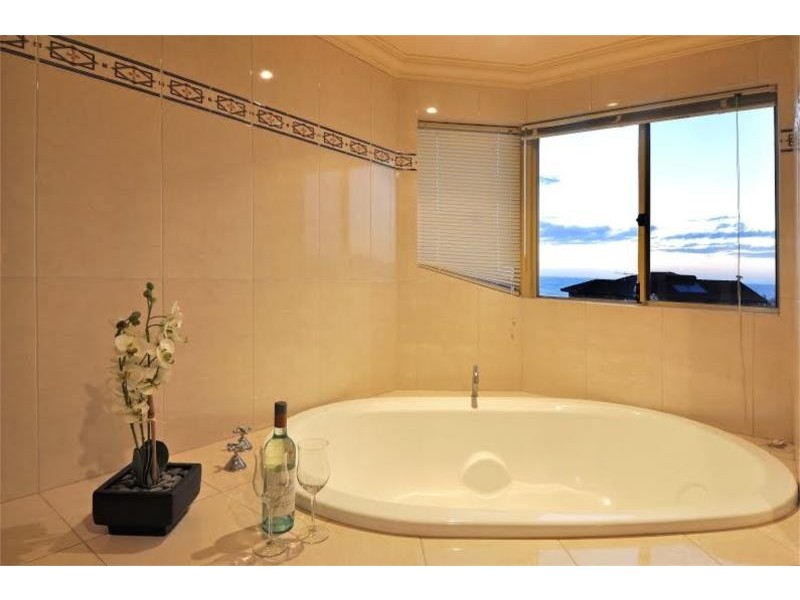 266 Ocean Drive, Quinns Rocks WA 6030