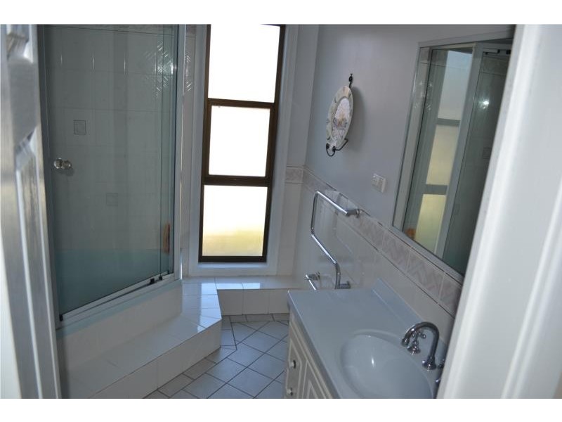 16 Mills Street, Warners Bay NSW 2282