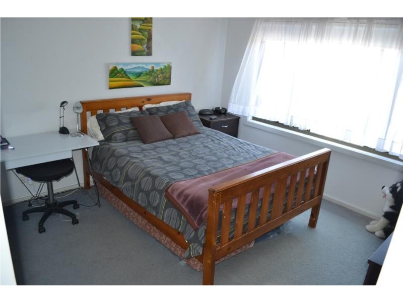 16 Mills Street, Warners Bay NSW 2282