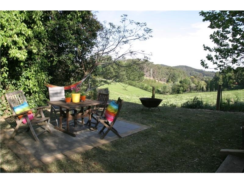 5 Drivers Road, Summertown SA 5141