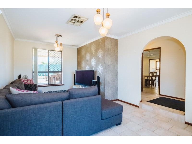 50 Adare Way, Kingsley WA 6026