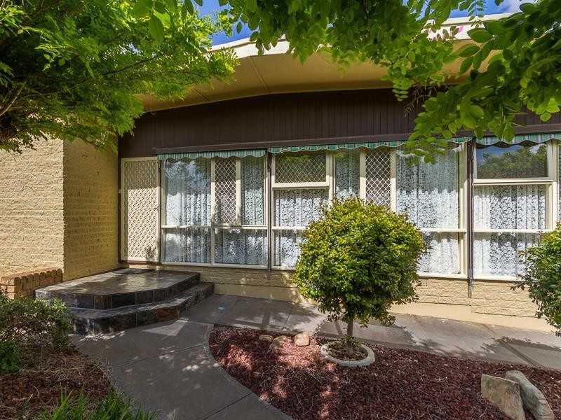 33 O’Grady Drive, Para Hills SA 5096