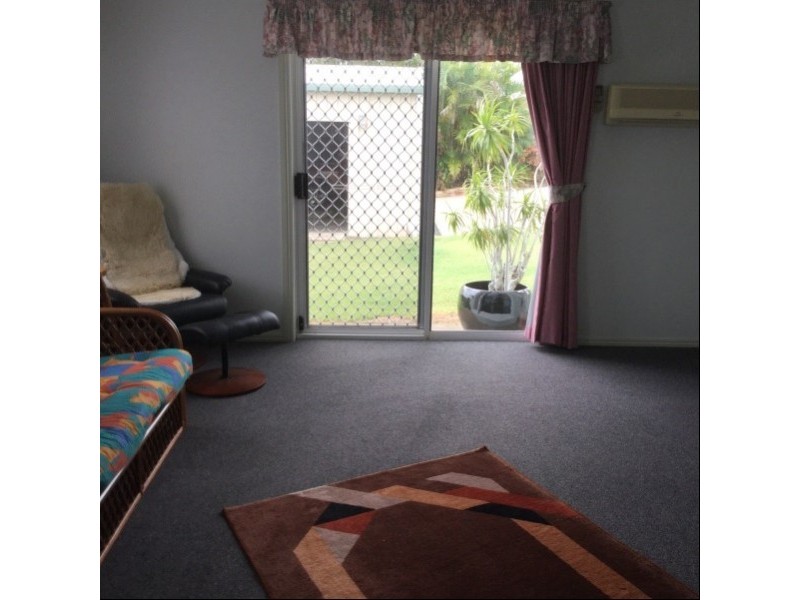 House/1 Goroka street, Kawungan QLD 4655