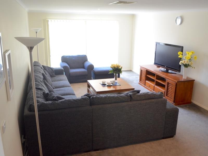41 Balbethan Drive, Sunbury VIC 3429