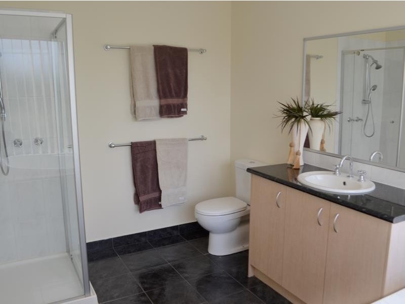 41 Balbethan Drive, Sunbury VIC 3429