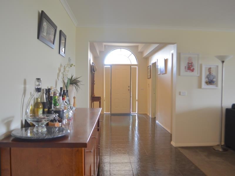 41 Balbethan Drive, Sunbury VIC 3429
