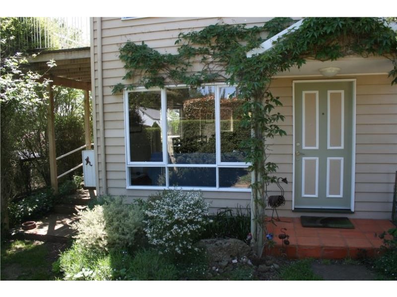 1A MacAdam Street West, Daylesford VIC 3460