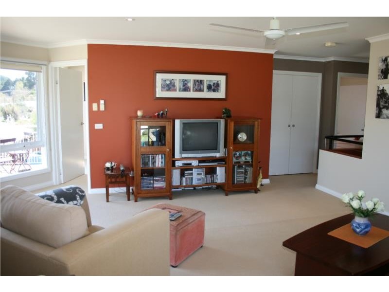 1A MacAdam Street West, Daylesford VIC 3460