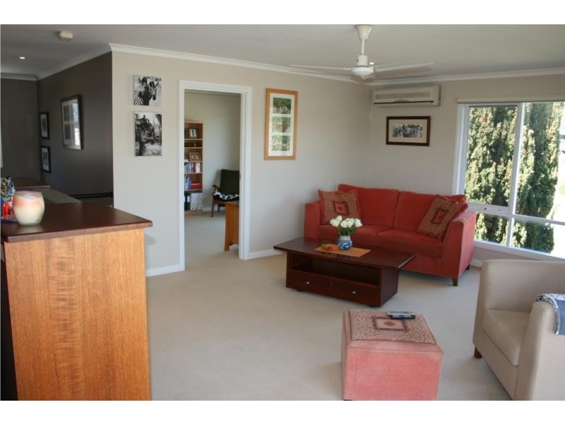 1A MacAdam Street West, Daylesford VIC 3460