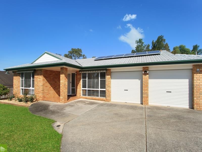 8 Swan Place, Albion Park NSW 2527