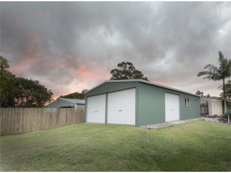 93 Rue Montaigne, Petrie QLD 4502