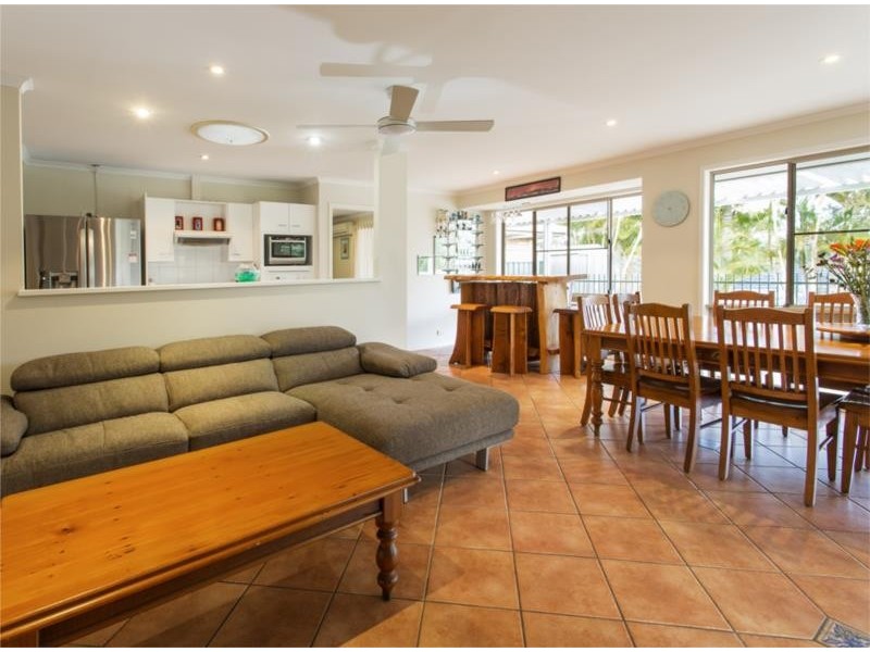 93 Rue Montaigne, Petrie QLD 4502