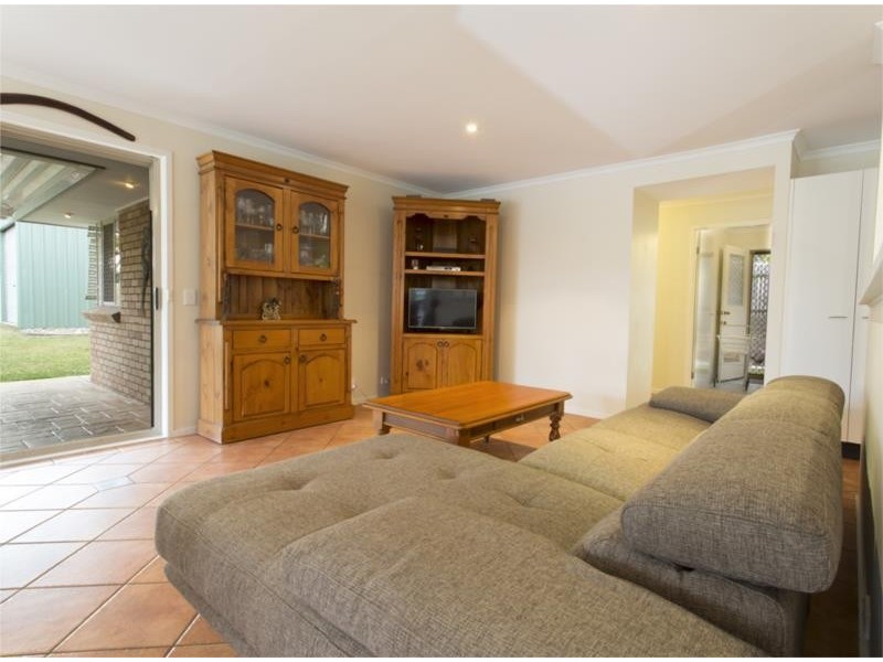 93 Rue Montaigne, Petrie QLD 4502