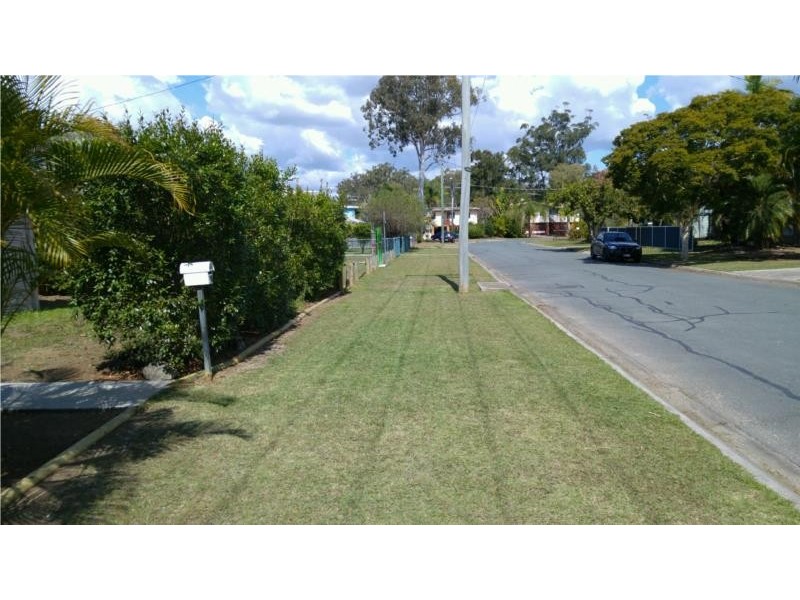 18 Mark Street, Morayfield QLD 4506