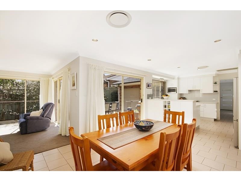 26 Poplars Avenue, Bateau Bay NSW 2261