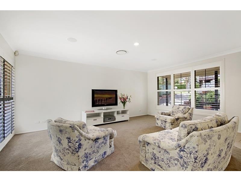 26 Poplars Avenue, Bateau Bay NSW 2261