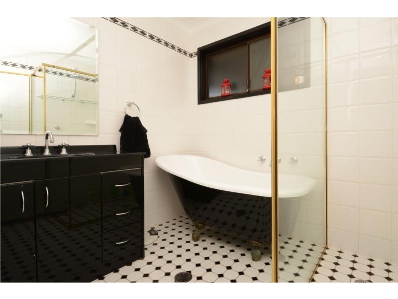 88 Lawson Road, Macquarie Hills NSW 2285