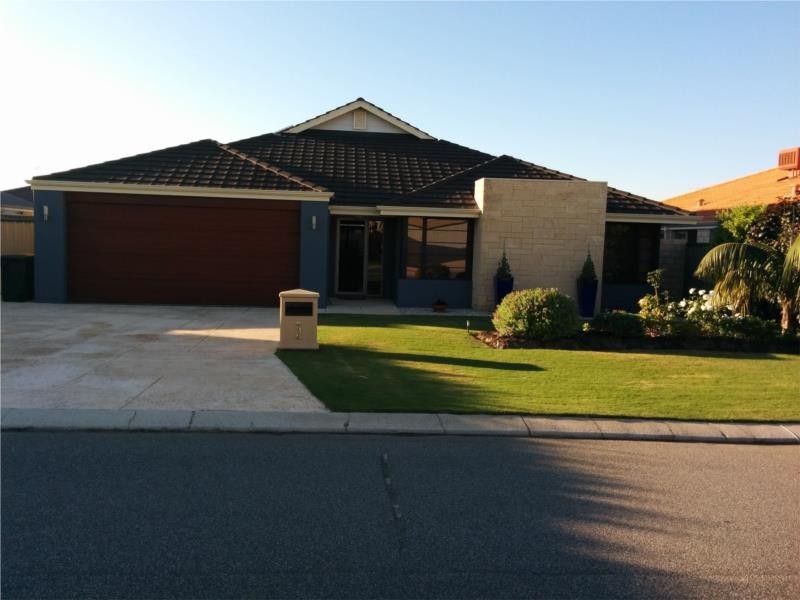 6 Brussels Circuit, Port Kennedy WA 6172