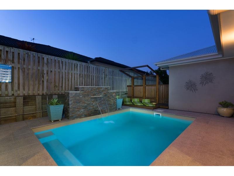 30 John Markwell Parade, Daisy Hill QLD 4127