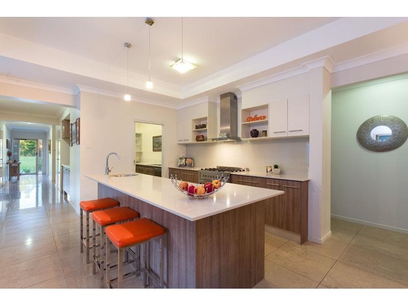 30 John Markwell Parade, Daisy Hill QLD 4127