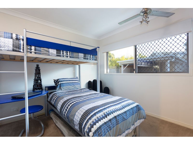 30 John Markwell Parade, Daisy Hill QLD 4127