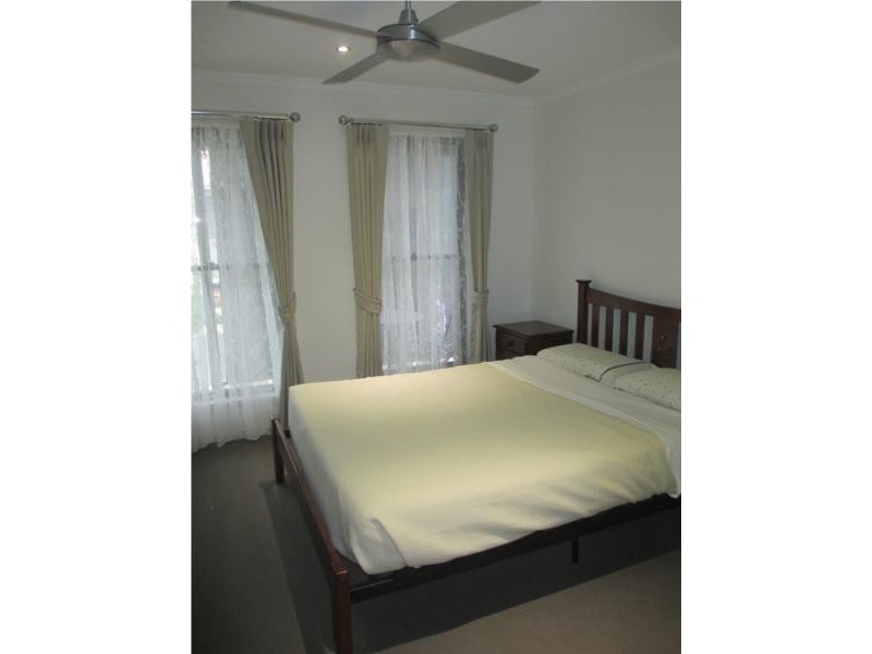 42/639 Kemp Street, Lavington NSW 2641