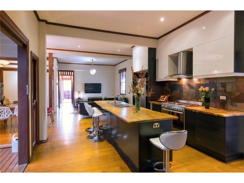 25 Mannion Street, Red Hill QLD 4059