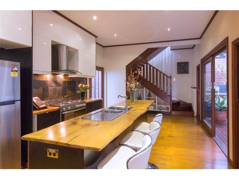 25 Mannion Street, Red Hill QLD 4059