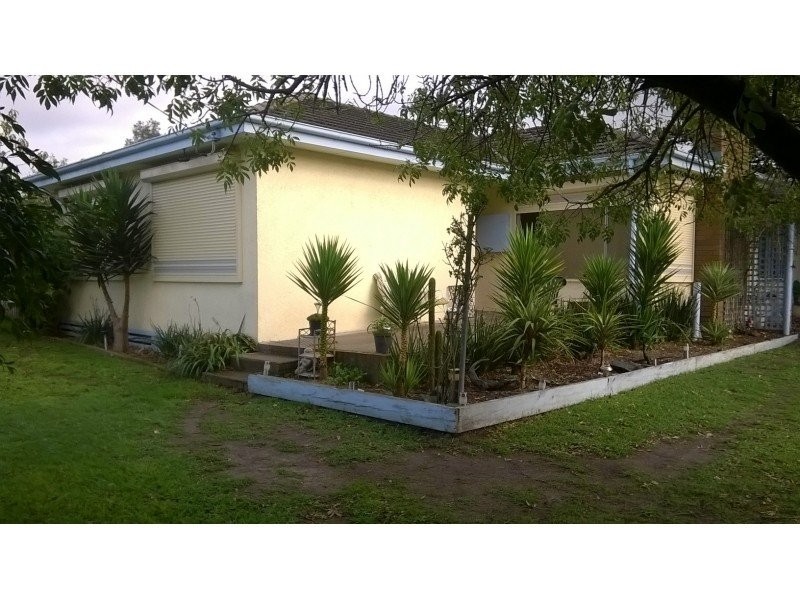 17 Joyces Lane, Woodside VIC 3874