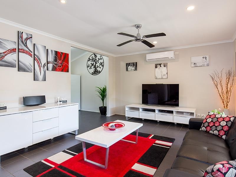 58 Harburg Drive, Beenleigh QLD 4207