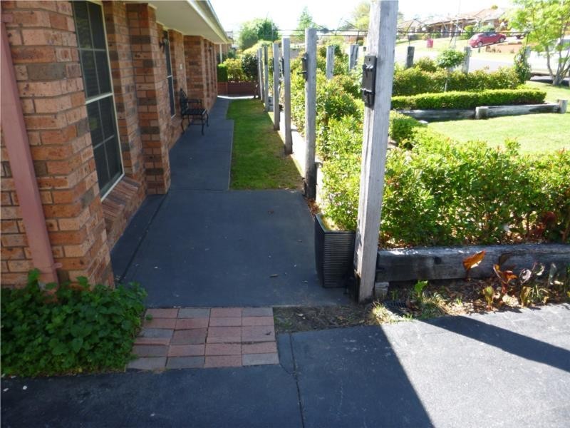 18 WENTWORTH DRIVE, Kelso NSW 2795