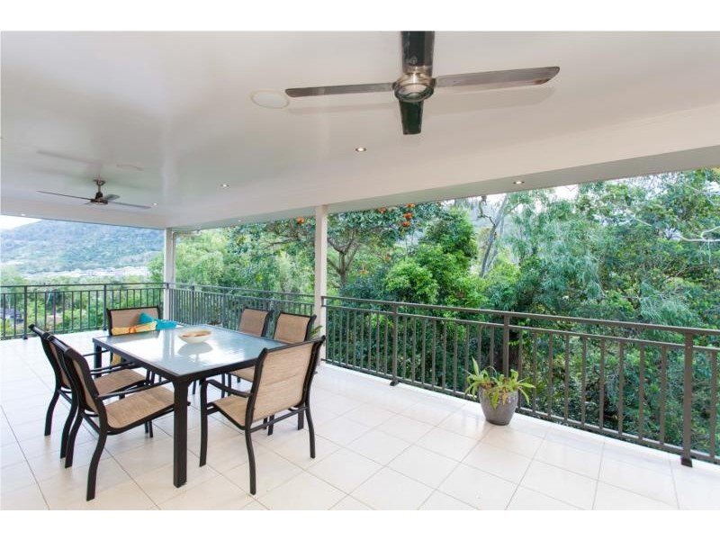 11 Springmeadow Close, Brinsmead QLD 4870