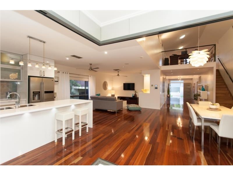 11 Springmeadow Close, Brinsmead QLD 4870