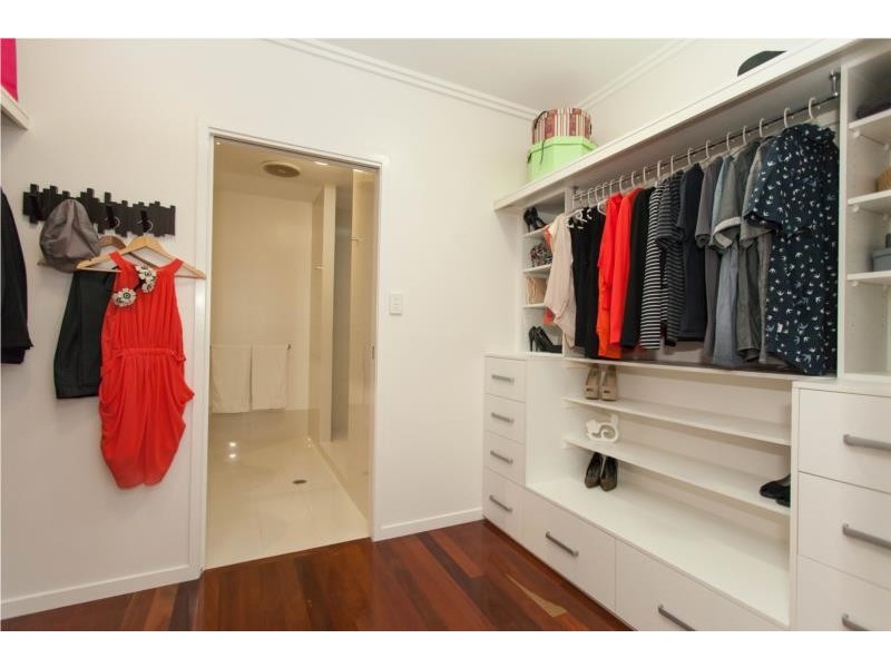 11 Springmeadow Close, Brinsmead QLD 4870